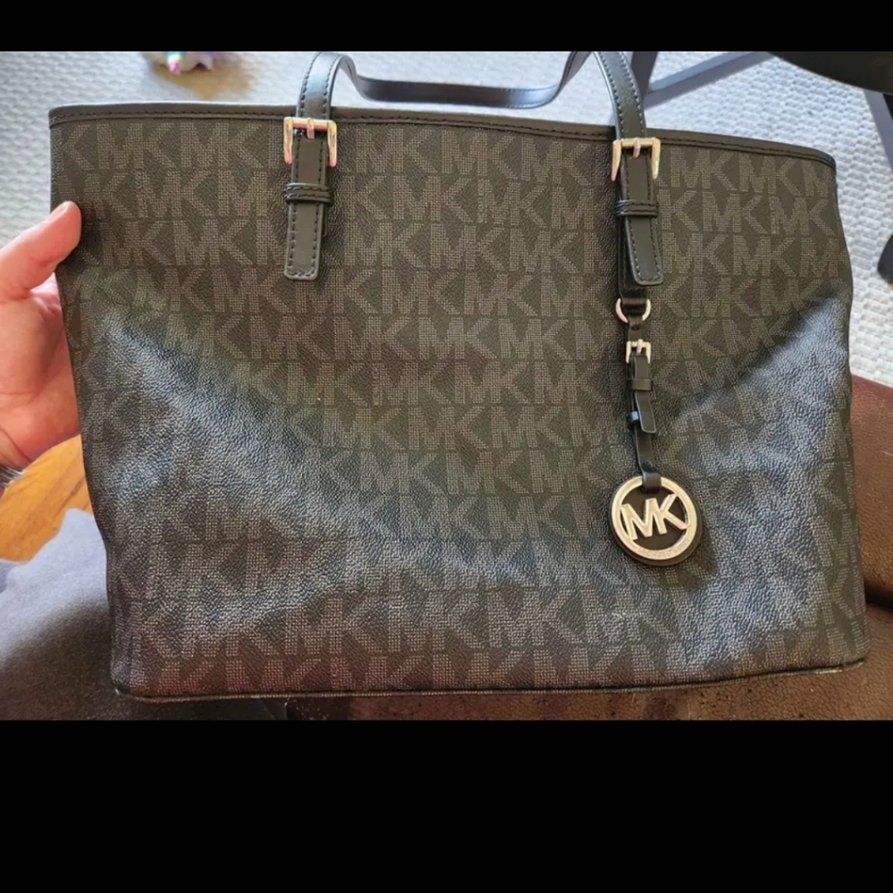 Michael Kors Black Jet Set Tote Bag